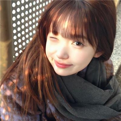 小犬与女孩